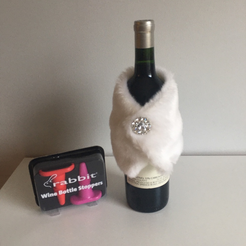 Bottle Cosy Wine/Champagne Rabbit Wine Stoppers